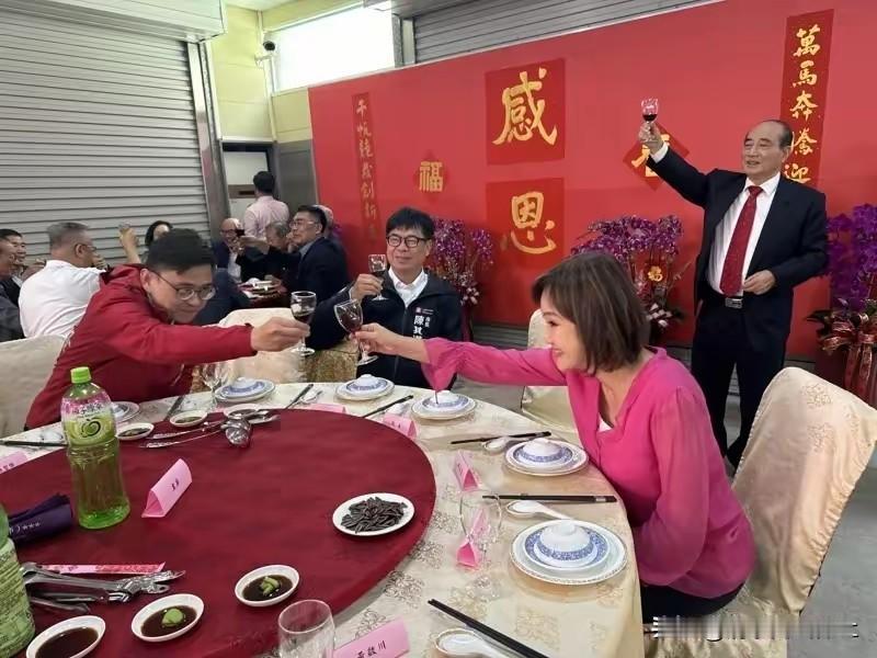 王金平的家宴-五彩局！

依照惯例，前“立法院长”王金平年初三都会在高雄老家设宴