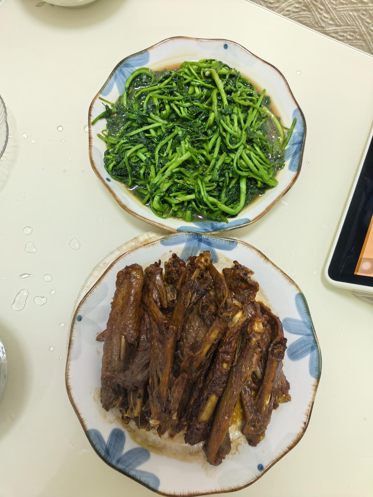 怎么样让自己保持快乐的心情给点流量吧，天天写那么多，一个阅读都没有，很难受的吧。