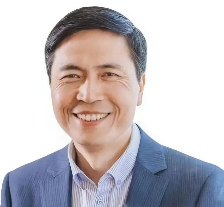 哈佛终身教授辞职回国，女儿放弃美籍

他走那天，实验室同事以为只是休假。三个月后