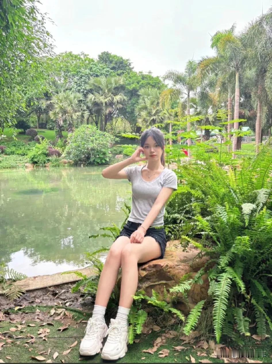 女朋友的家庭条件实在是太好了，一大家子人的一个月的退休金，都可以让我奋斗一年了。