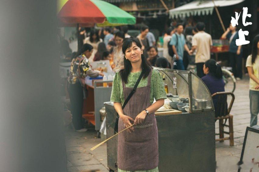 内娱需要这样满腹生命力的女性女性的力量是不可估量的，没有一个人可以去对她指指点点