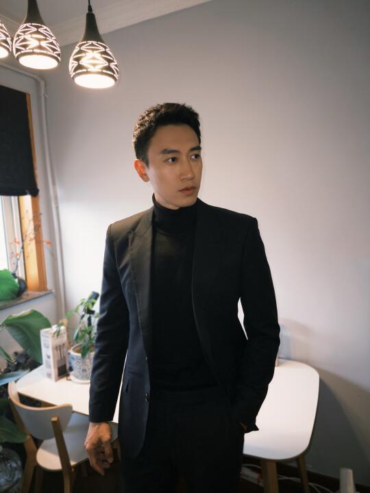 不会还有人不知道我是男模吧！