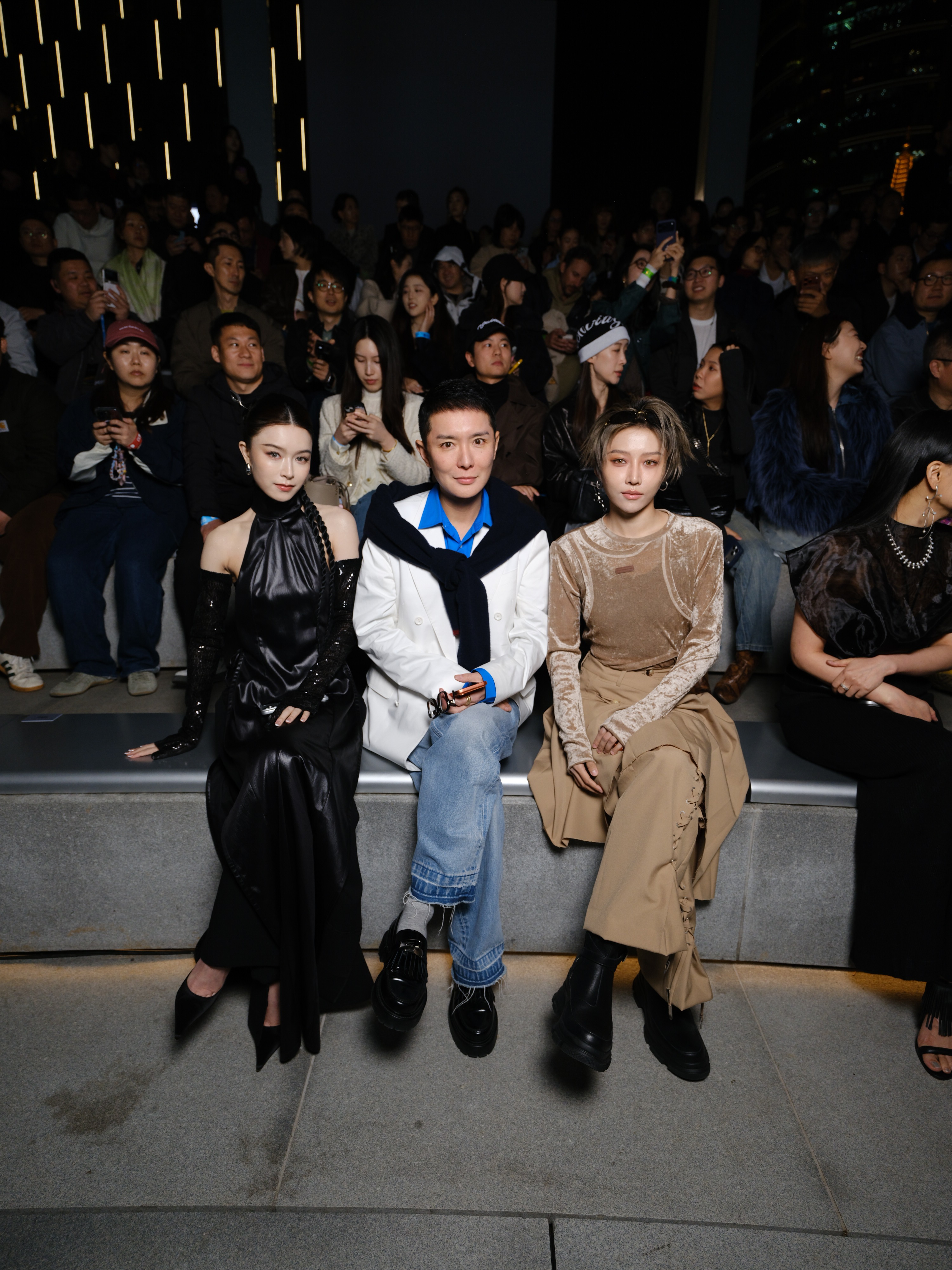 刘雨昕刘冲文咏珊苹果Apple 50周年合影Apple50周年FengChenW