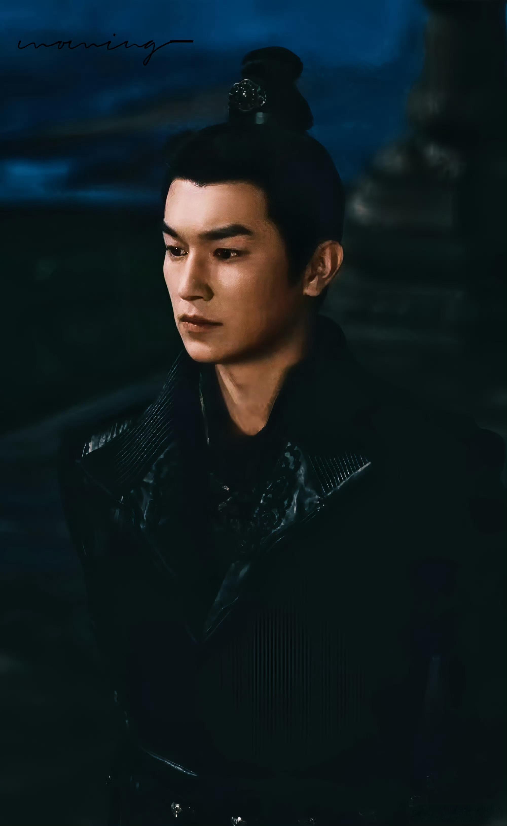 #杨旭文卢凌风# ⭐#杨旭文出道十周年# 你是值得永藏心底的美好！这一生作为观众