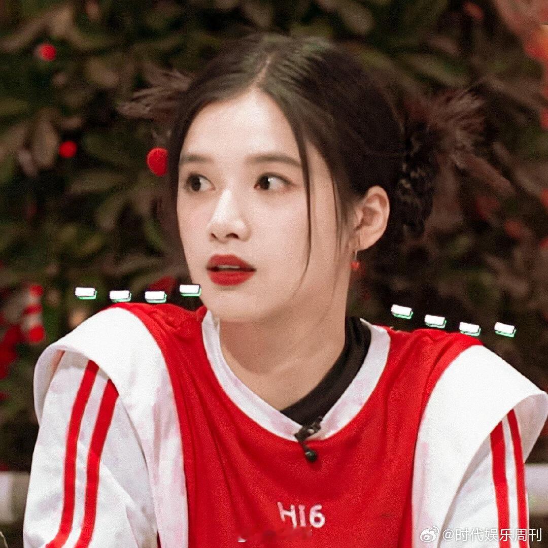 陈哲远张婧仪你俩来演现偶的吧 你好星期六谁能想到普通游戏环节，能诞生这么甜的现偶
