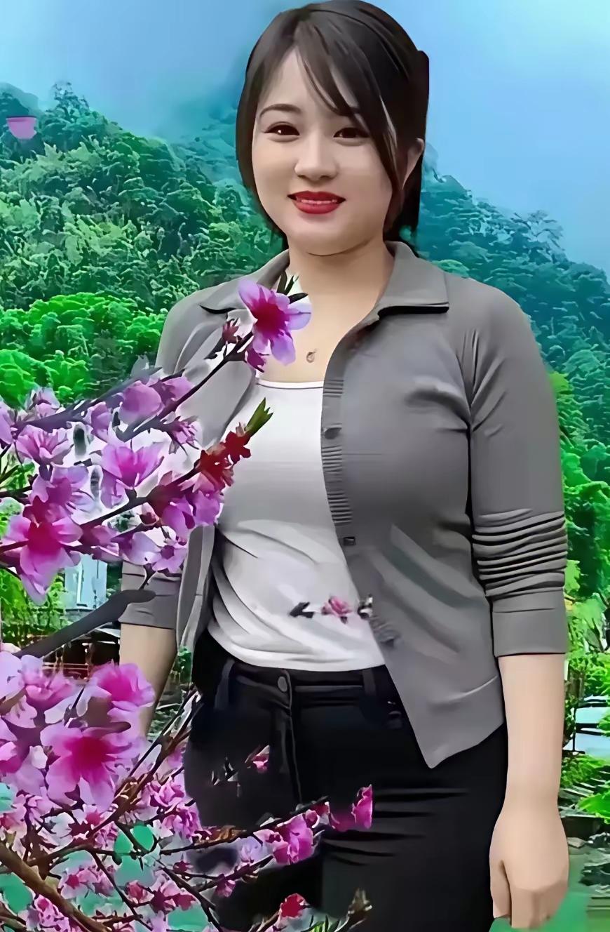 这样的女人，让男人心驰神往

能让男人倾心心动的女人，宛如夜空中最璀璨的星辰，自