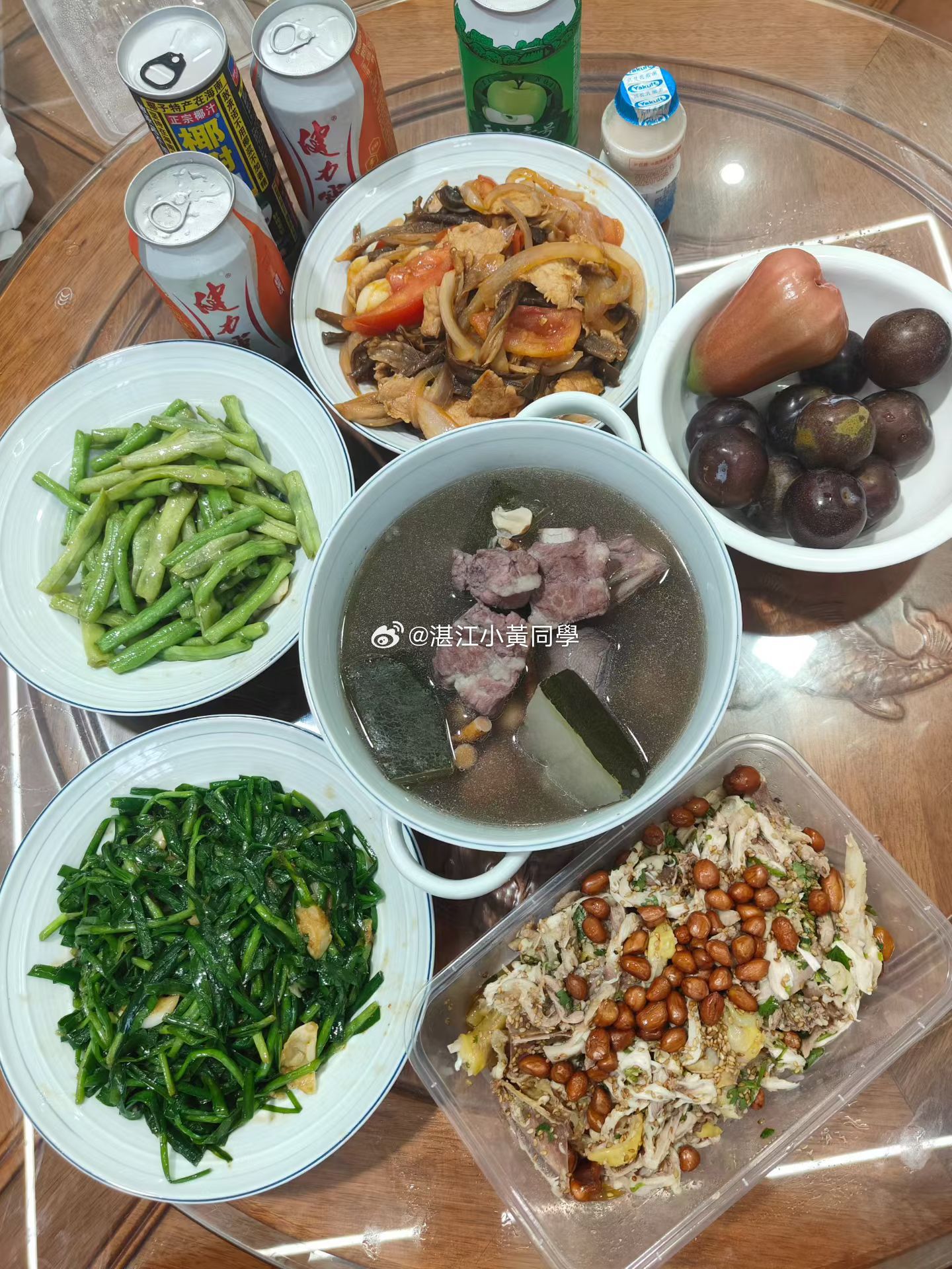周日 一定要食饱饱吴川