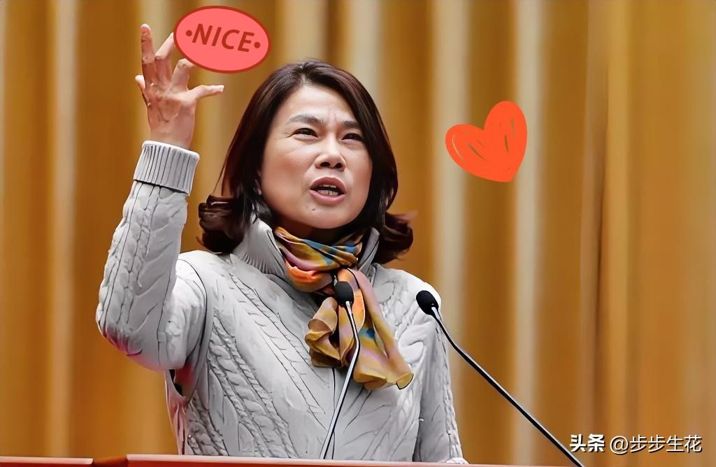 就在刚刚
荷兰又出台新规

禁止中国企业购买高端半导体设备。

格力电器积极调整
