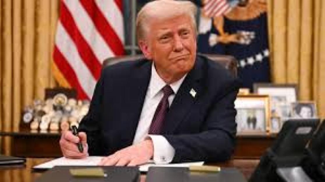 🇺🇸法官暂时阻止特朗普的选民公民身份证明令

特朗普三月份的命令要求美国人出