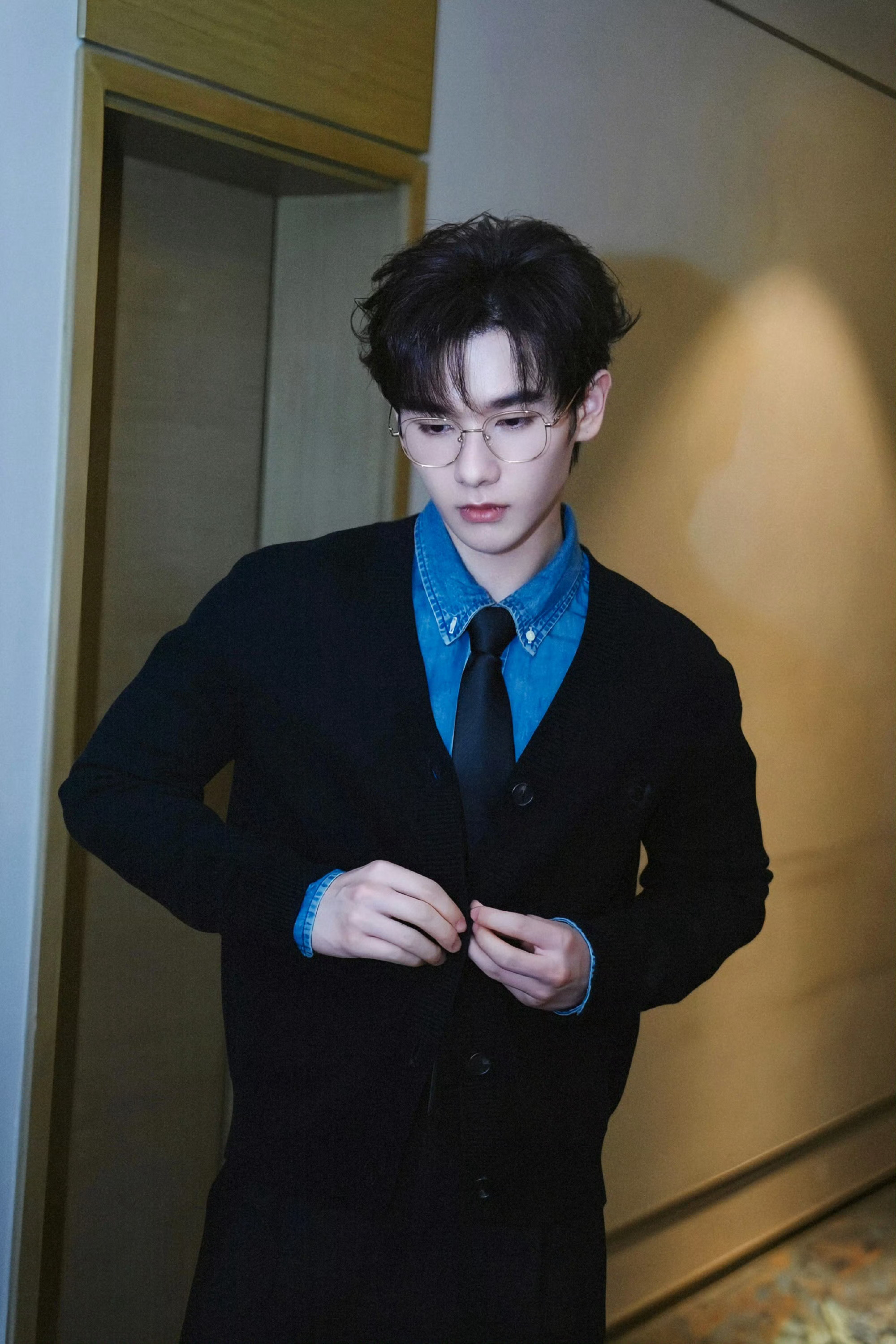 钟丽缇说高卿尘应该当演员钟丽缇直言高卿尘很适合当演员也太会看了！我们小九高卿尘真