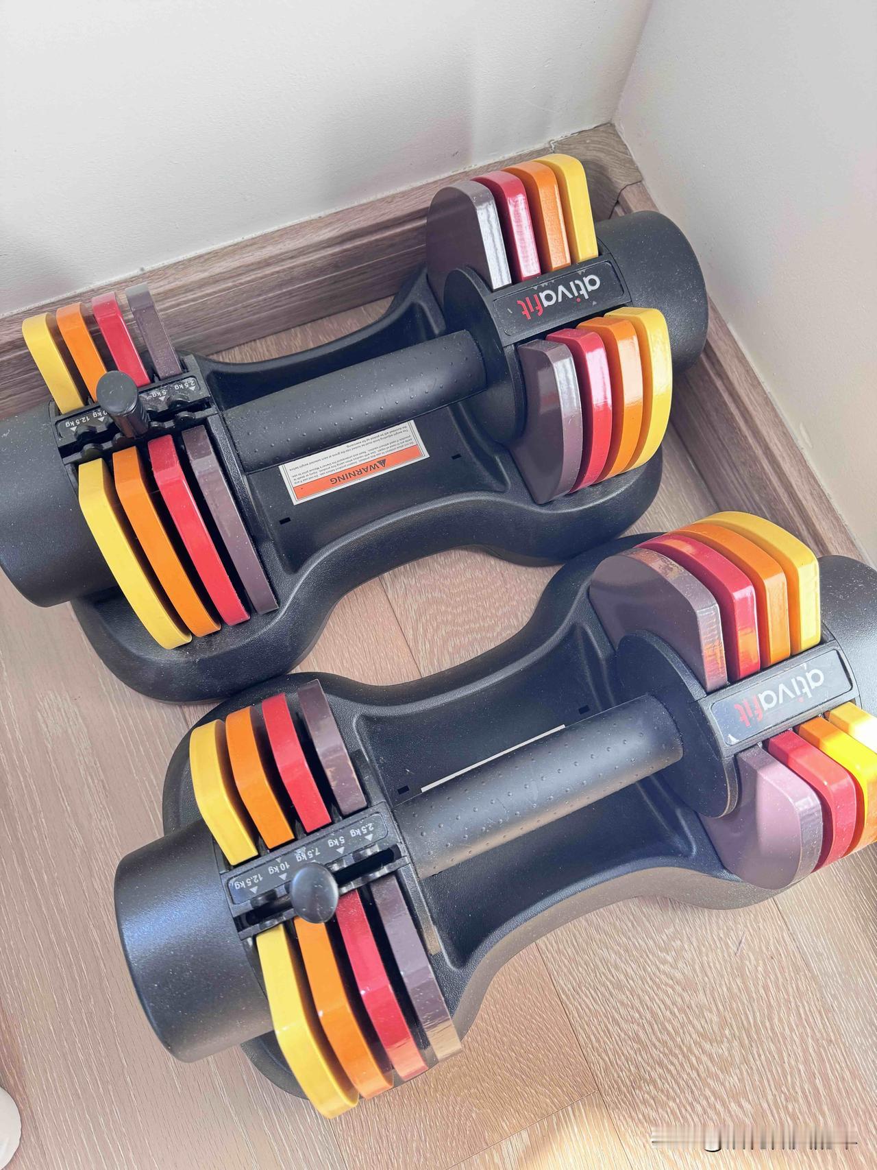 女人天生就是自己哄自己的高手。

有位女士，跟家人生气，就打包行李，买张高铁票，