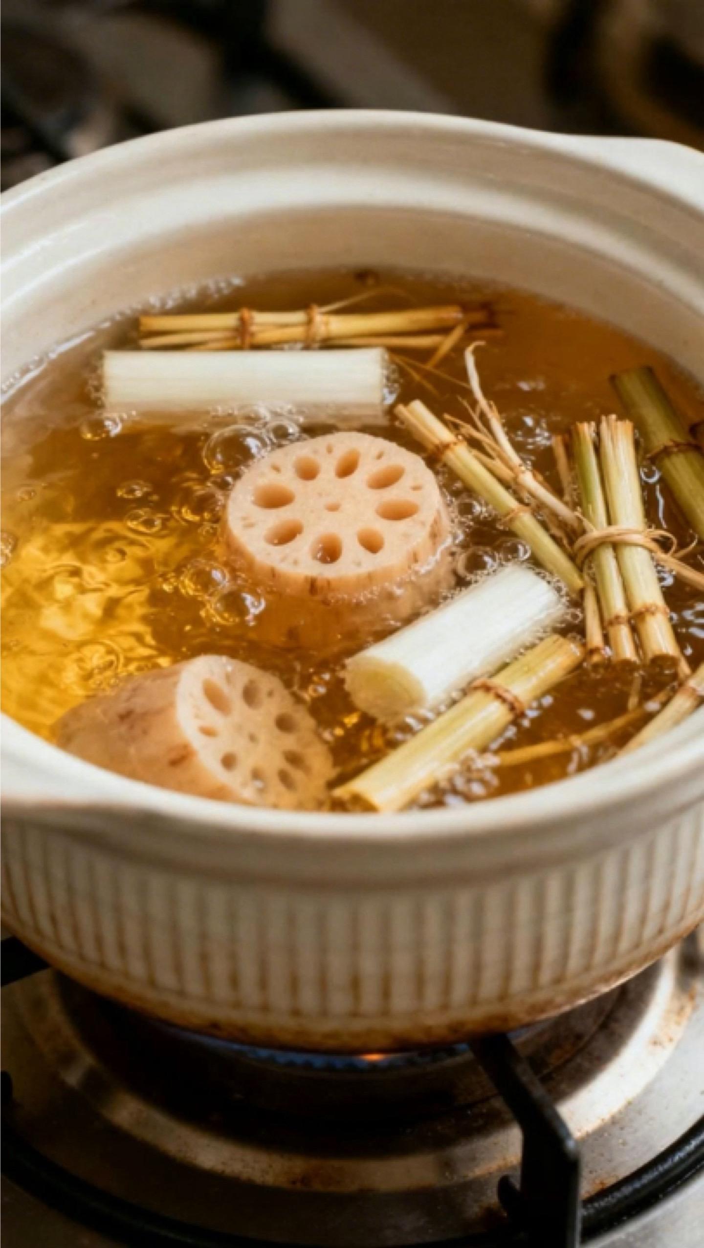 换季干燥、容易口干不适的朋友，试试这款藕节芦根代用茶！甄选无硫原材，藕...