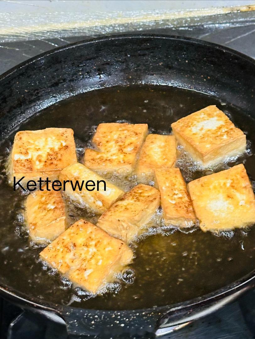 自己做的炸豆腐第一次做就这么有臭豆腐的感觉