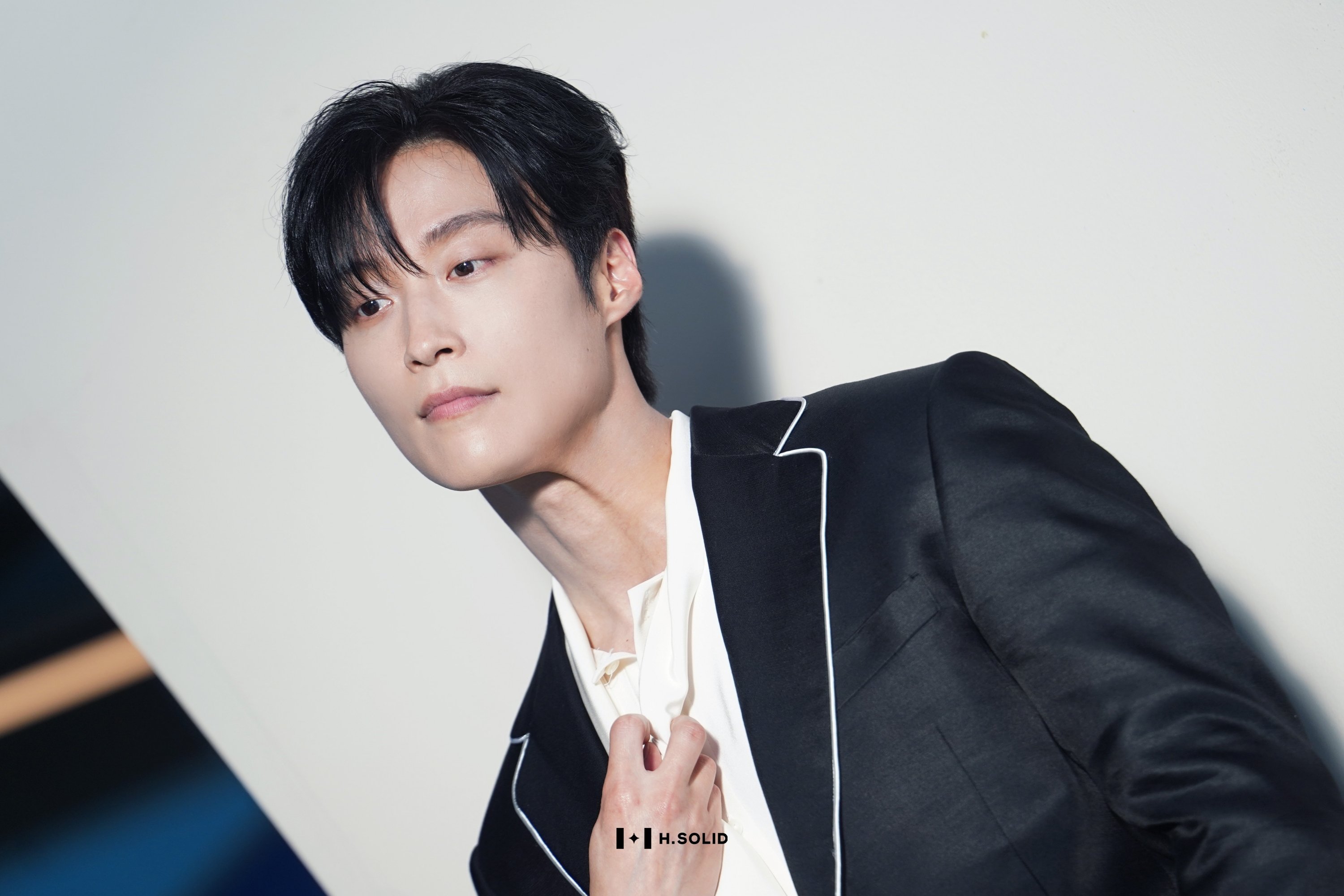 许南准  260919 HS官方b.stage更新<韩国铁道公社>广告拍摄幕后花