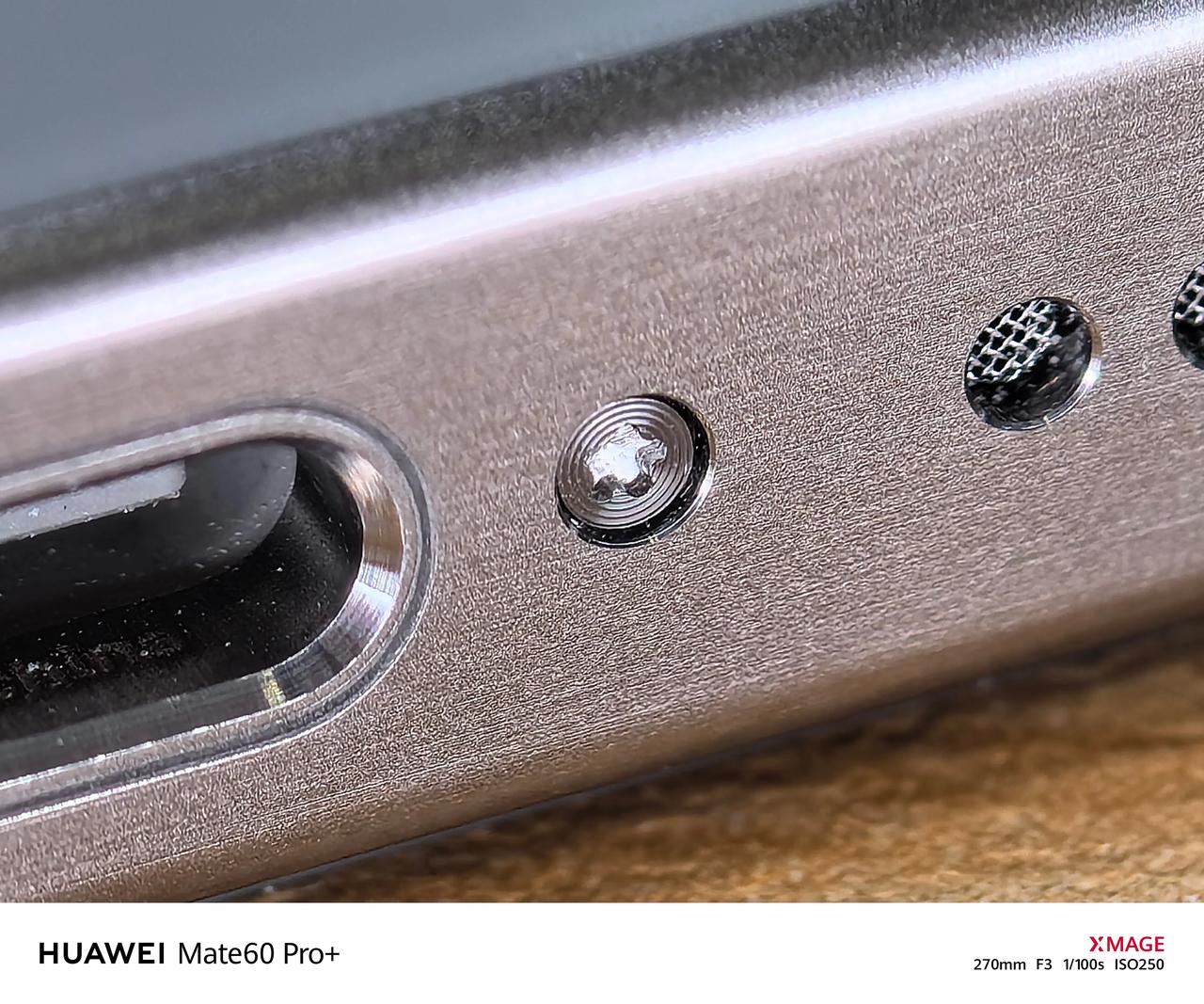 用华为Mate60 Pro + 的超级微距拍了几张iPhone 15 Pro M