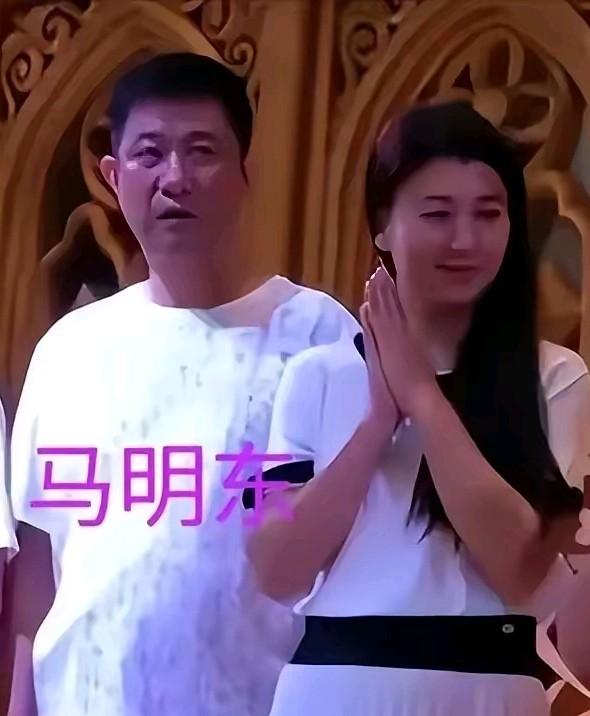 闫学晶这次酸黄瓜事件，马明东会不会和她闹离婚。这个真不好说，马东明还会给她背锅吗