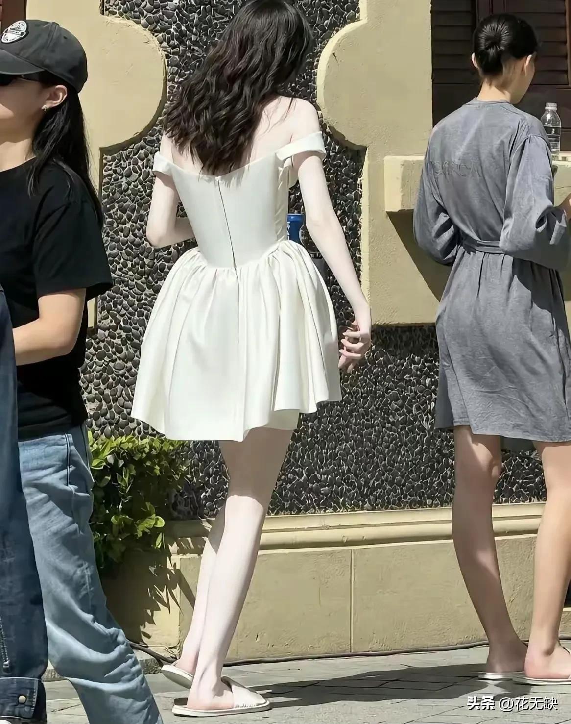 真的有人这么白吗？真是没有对比就没有伤害。