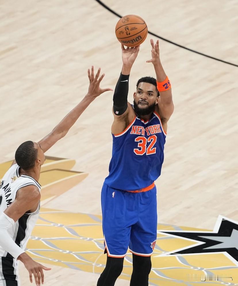 NBA单赛季季后赛正负值——26唐斯超过库里，新秀哈珀直逼吉诺比利！

1. 唐