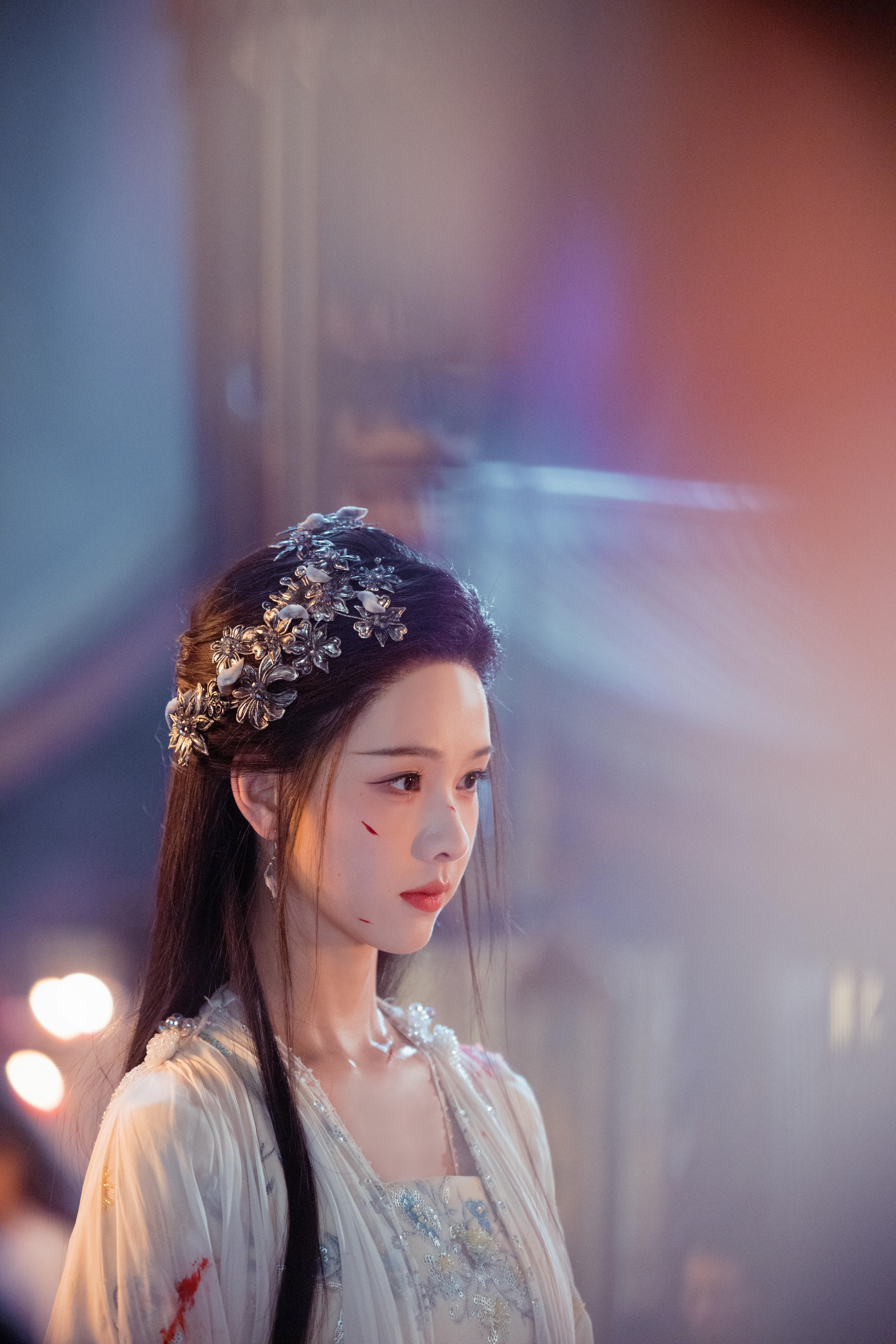 雾妄言不想做照亮乱葬岗的月亮陈都灵不想做照亮乱葬岗的月亮从无相月的傀儡到说出“我