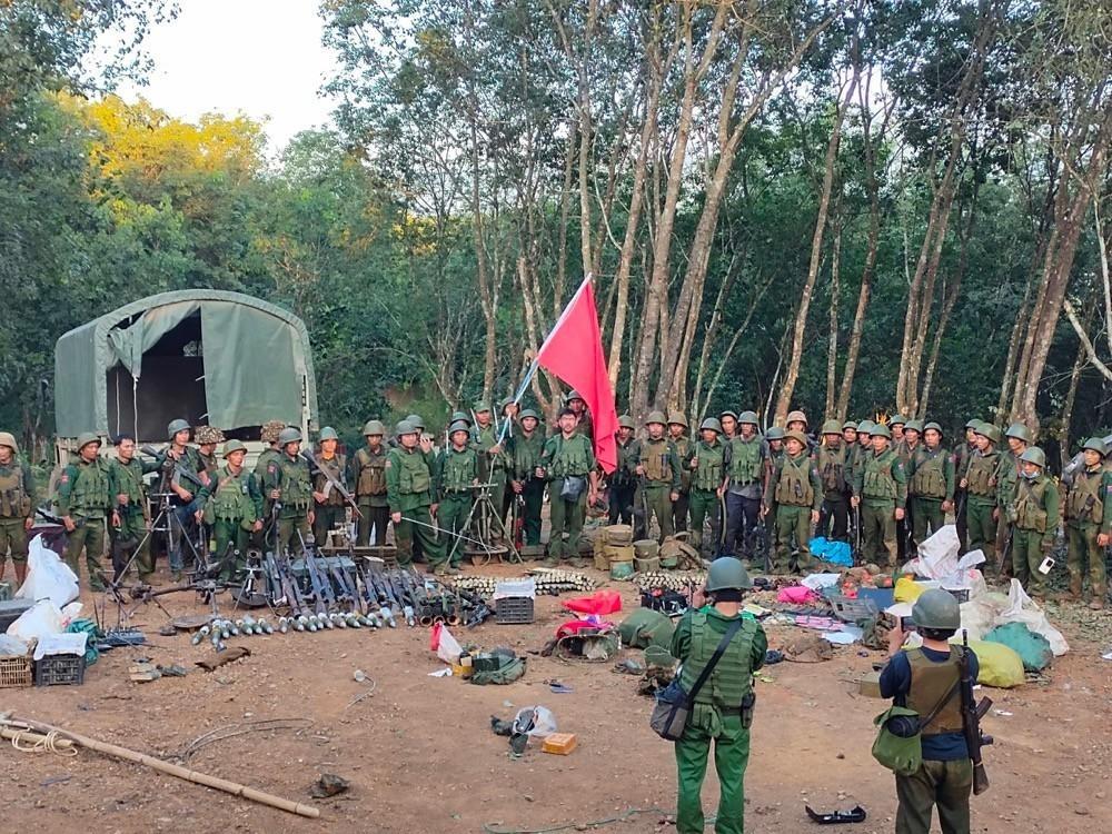 同盟军攻势迅猛，缅甸政府军节节败退，失去数十个据点。短短数日缅甸政府军可谓损失惨