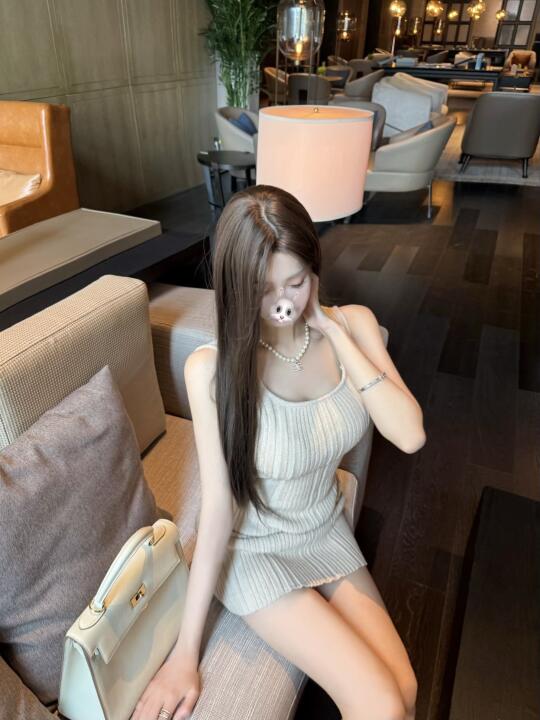 奶茶姐姐