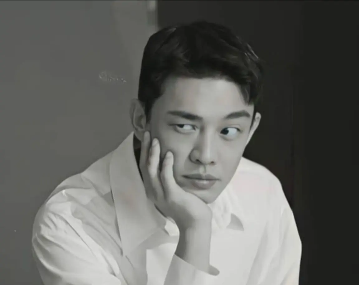 燃烧，李钟秀。亚仁可可爱爱，又痞痞帅帅