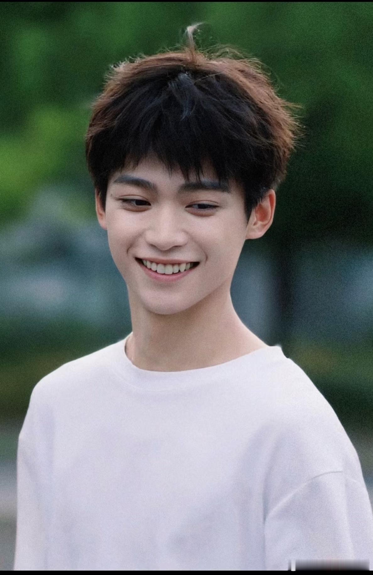 很想摸摸畏畏小头，拍拍朋朋肩膀，辛苦啦，畏畏看看这个梓渝正在无所畏惧的一步步实现