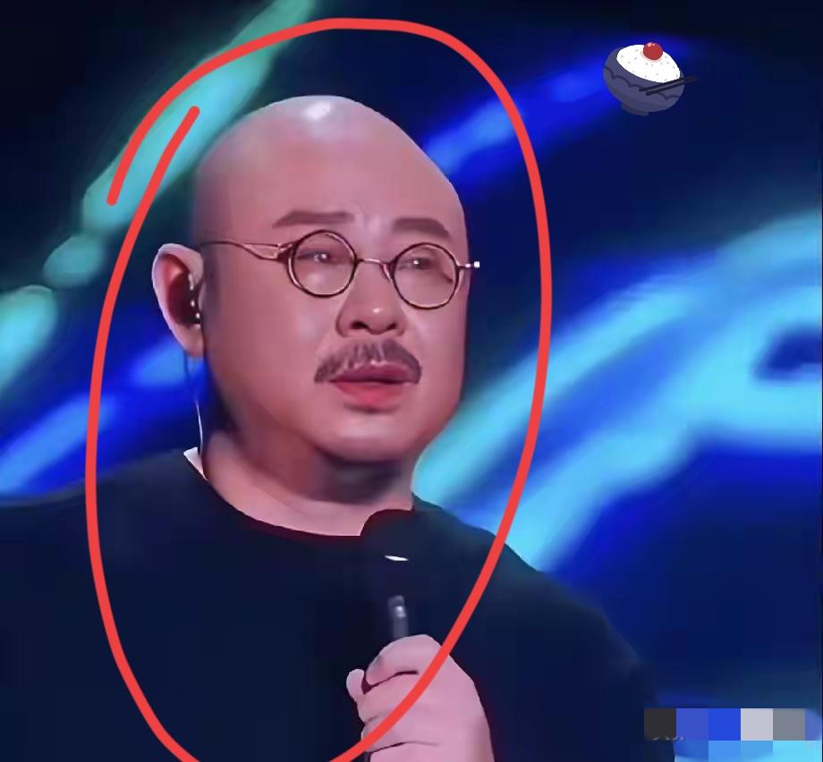 带爸爸看了刀郎演唱会后，
爸爸却说再也不看了！
不是因为唱歌不好听，而是

因为