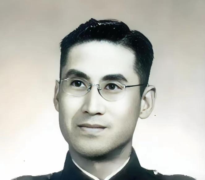 1994年2月，韩练成中将的儿子韩兢在澳门出差，特意去拜访父亲的老友吕文贞。 