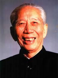 一个坐了40年牢的老人，出狱后身无分文，连户口都没有，连家都回不了。

但他做的
