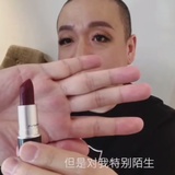 逸读读美女