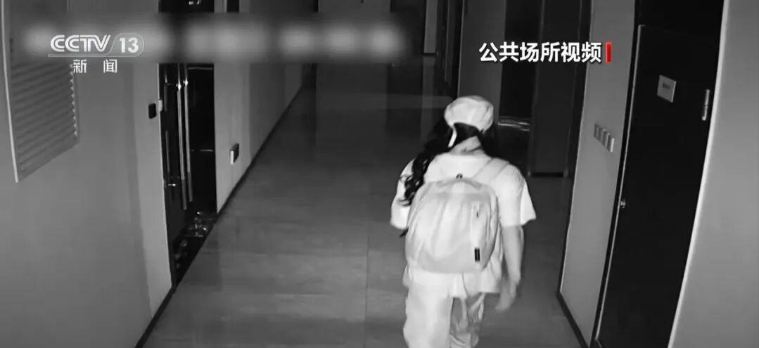 戴假发以为能男扮女装，实际一眼看穿；“长发大汉”凌晨到写字楼扒门盗窃，偷走11万