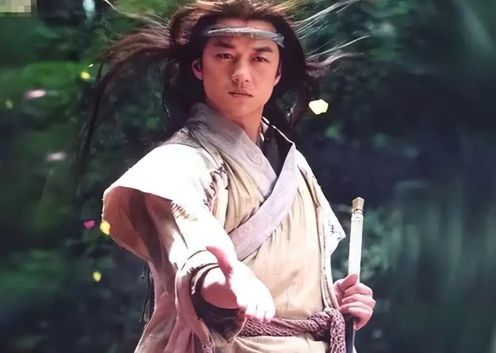 明星也是人，也离婚，但人家离婚更有“脉脉温情”！不信你看：

第一次：
我要的是
