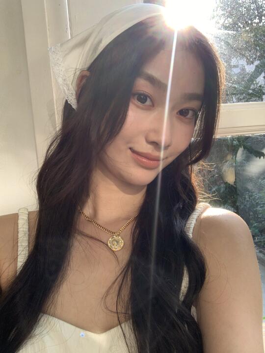 - ̗̀ 🌷⛅️  ̖́-