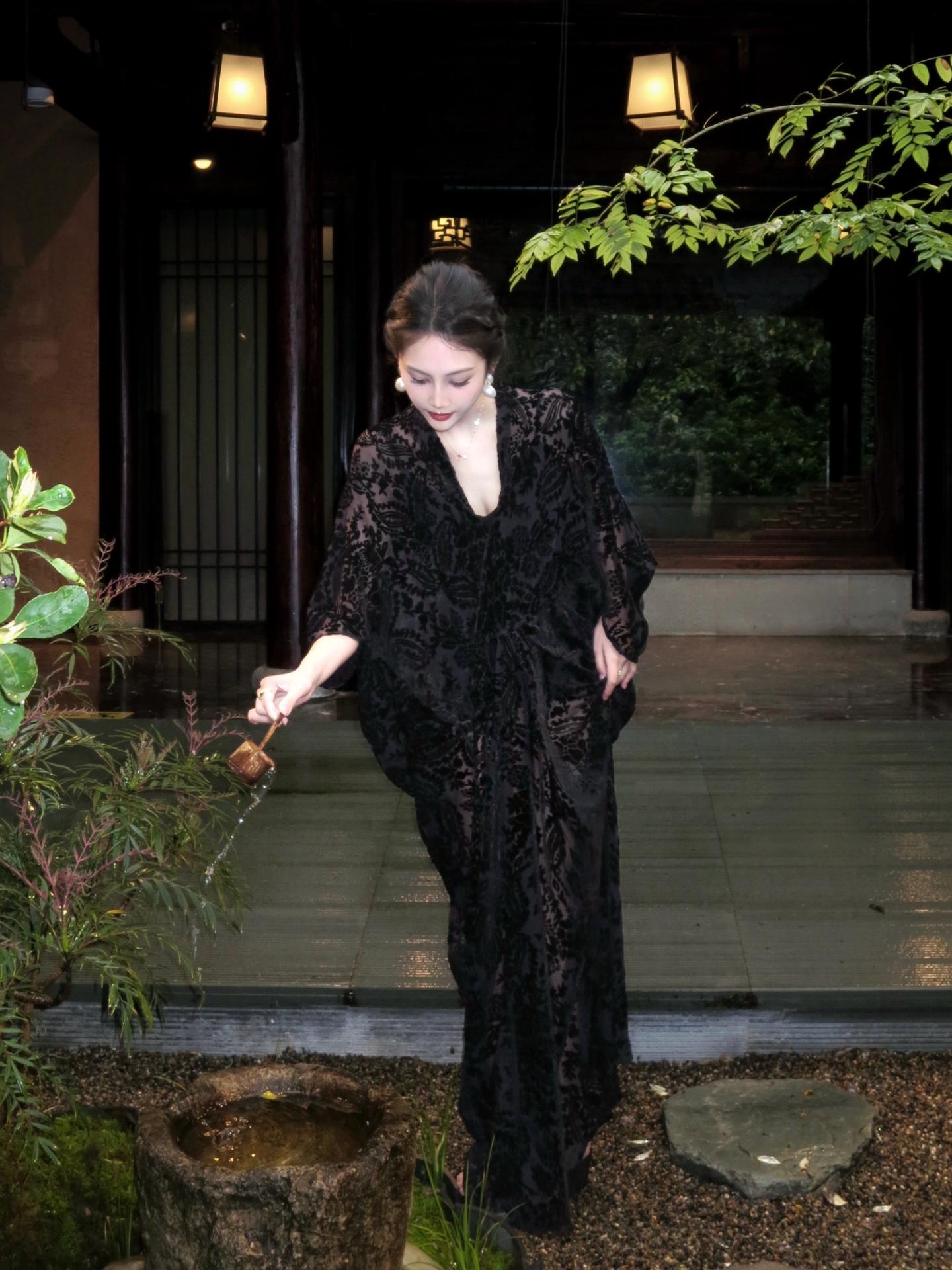 枯木逢春 静水成玉🪾。