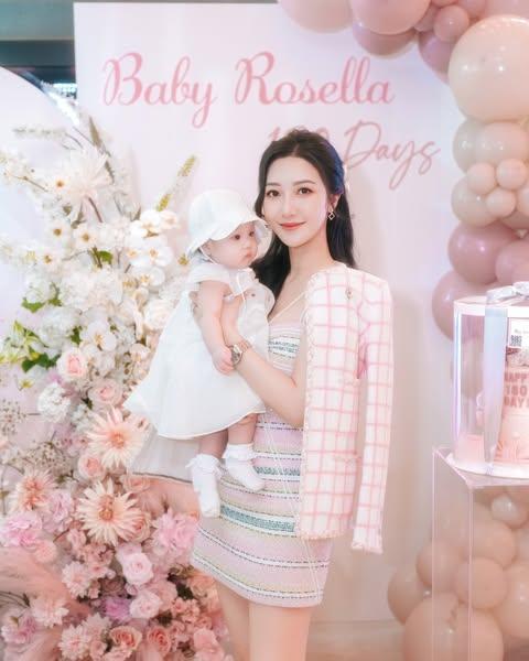 前年年底与富二代男友Cedric在巴厘岛完婚的何依婷，今年4月迎来女儿Rosel