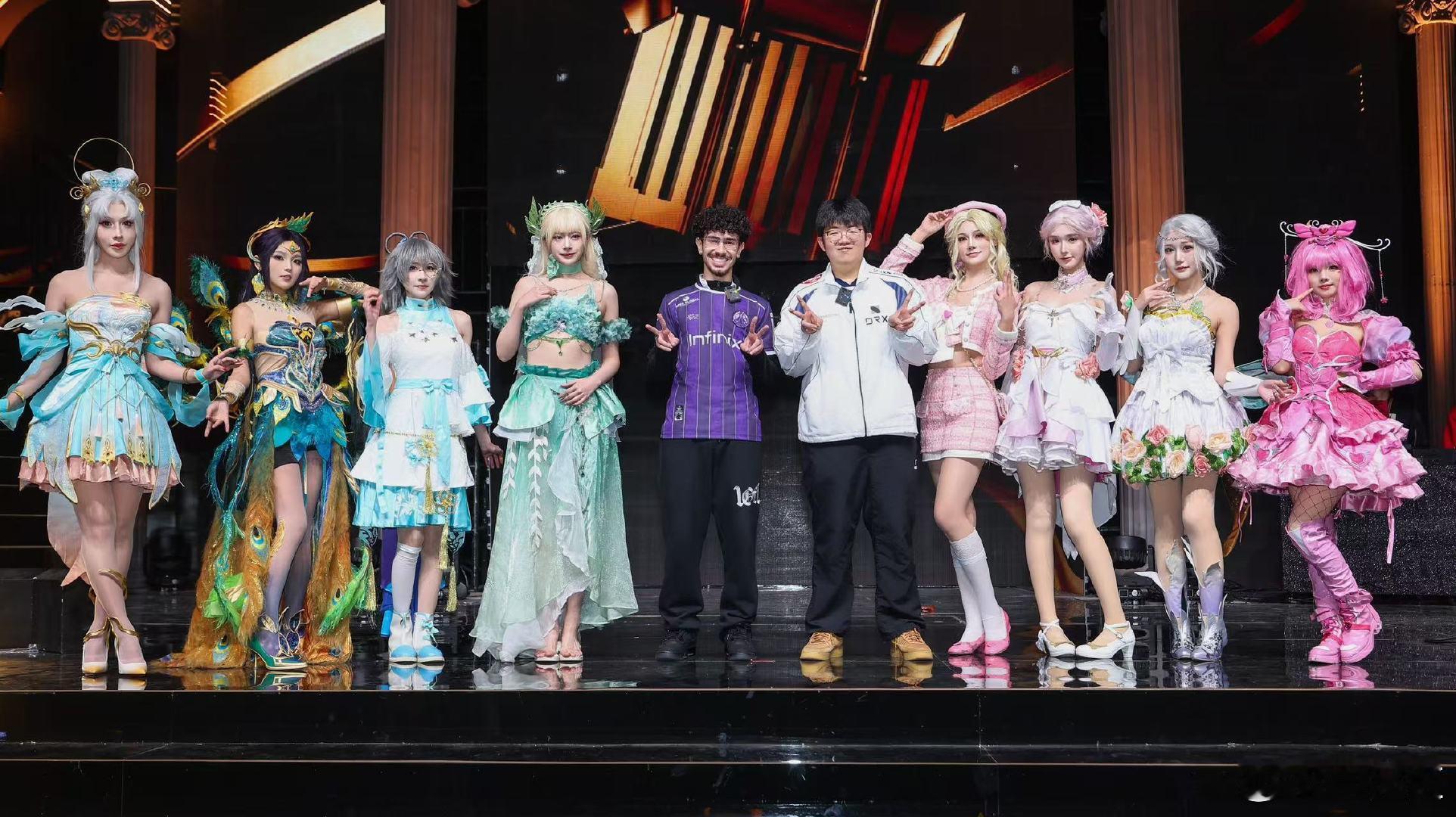 今年最燃的线下战场，你的兵，就在这里！成都嘉年华你的兵来了