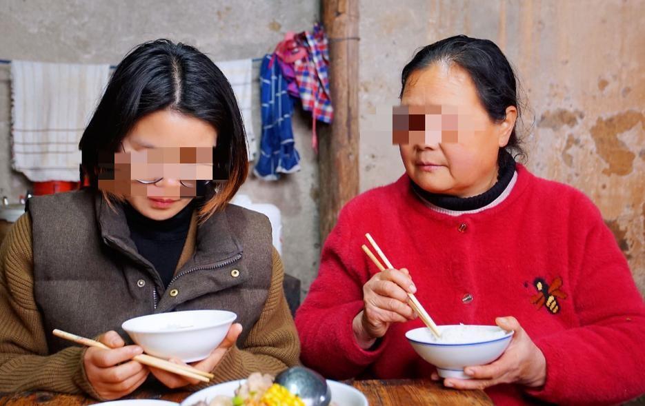 这个家真是没法待了！自从我结婚就没见过我老公一分钱，婆婆说他家有个传统，就是她管
