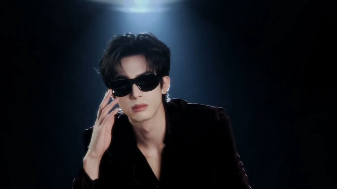 宋威龙微博之夜造型 .微博之夜出图 宋威龙微博之夜造型视频 帅的很安心 型男要炸