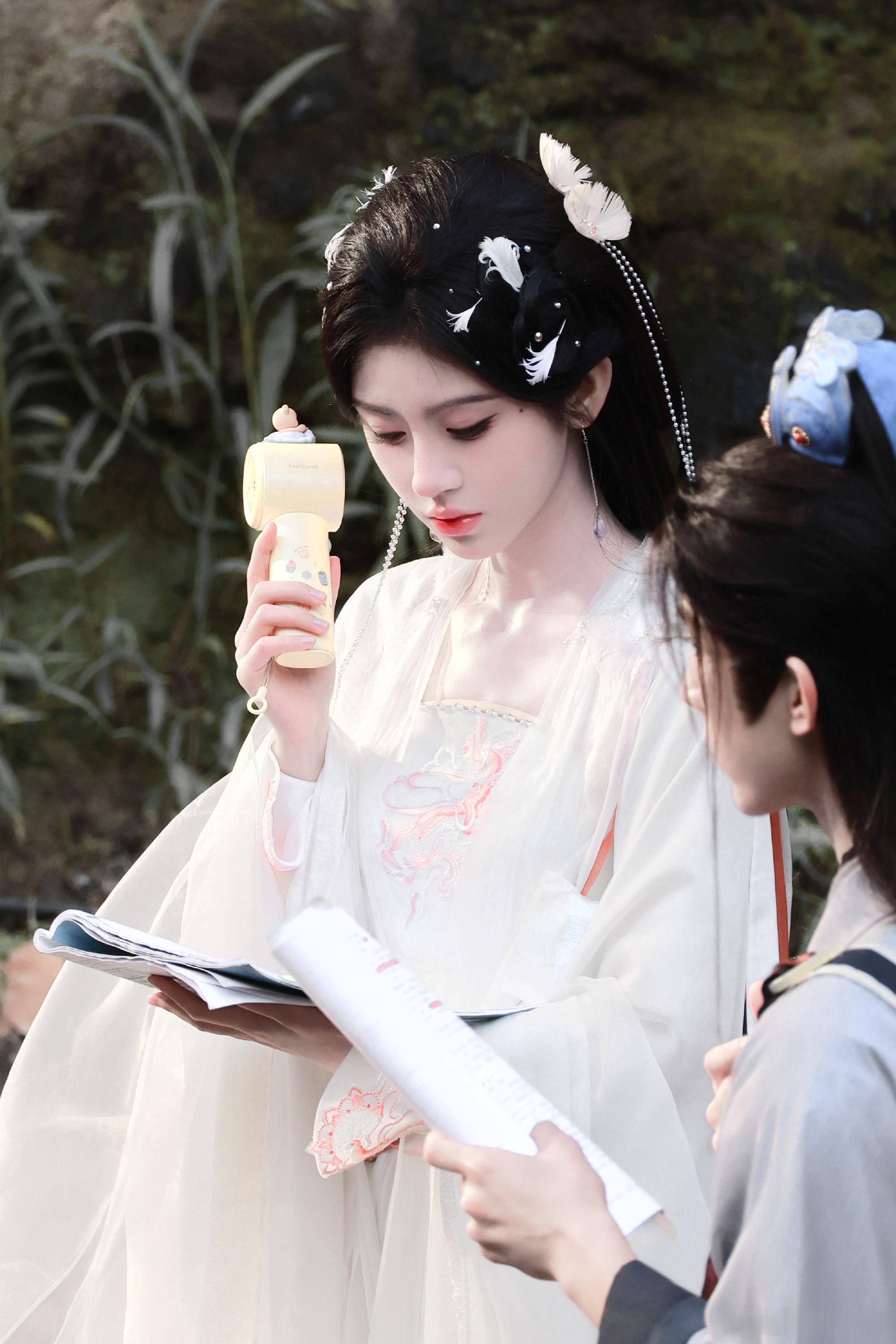 苏绿夏🍥🐾鞠婧祎苏绿夏