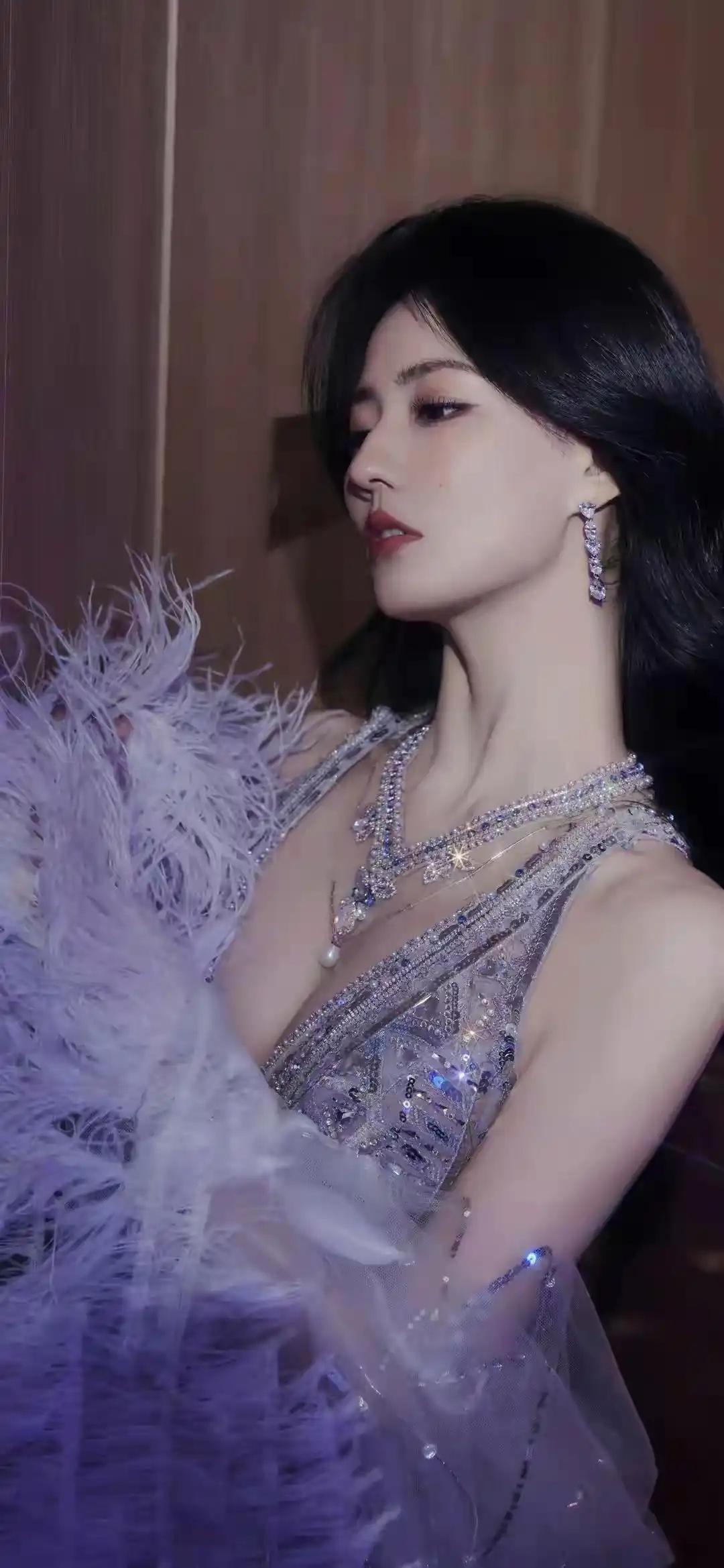 我的今日状态：😁轻松愉快
我这里的天气：☀️晴天