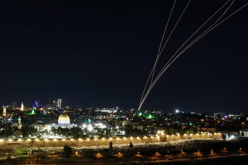 谁能想到，美国打伊朗，却成了美国中东盟友的噩梦！沙特，阿联酋，巴伦这些国家，原本