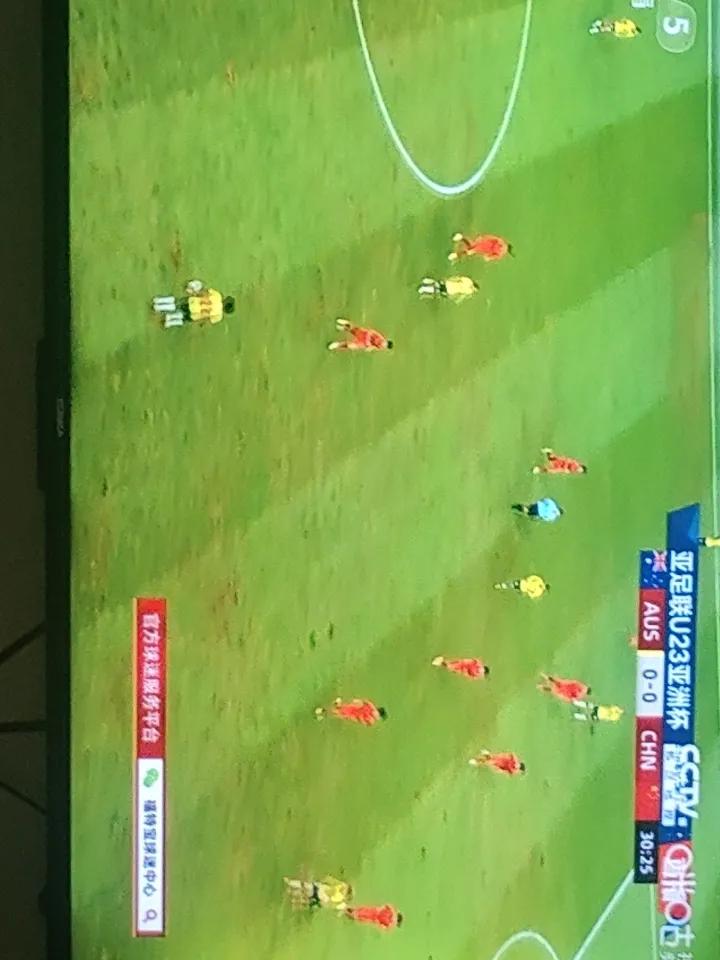 这个阵型，王钰栋半场没出汗啊