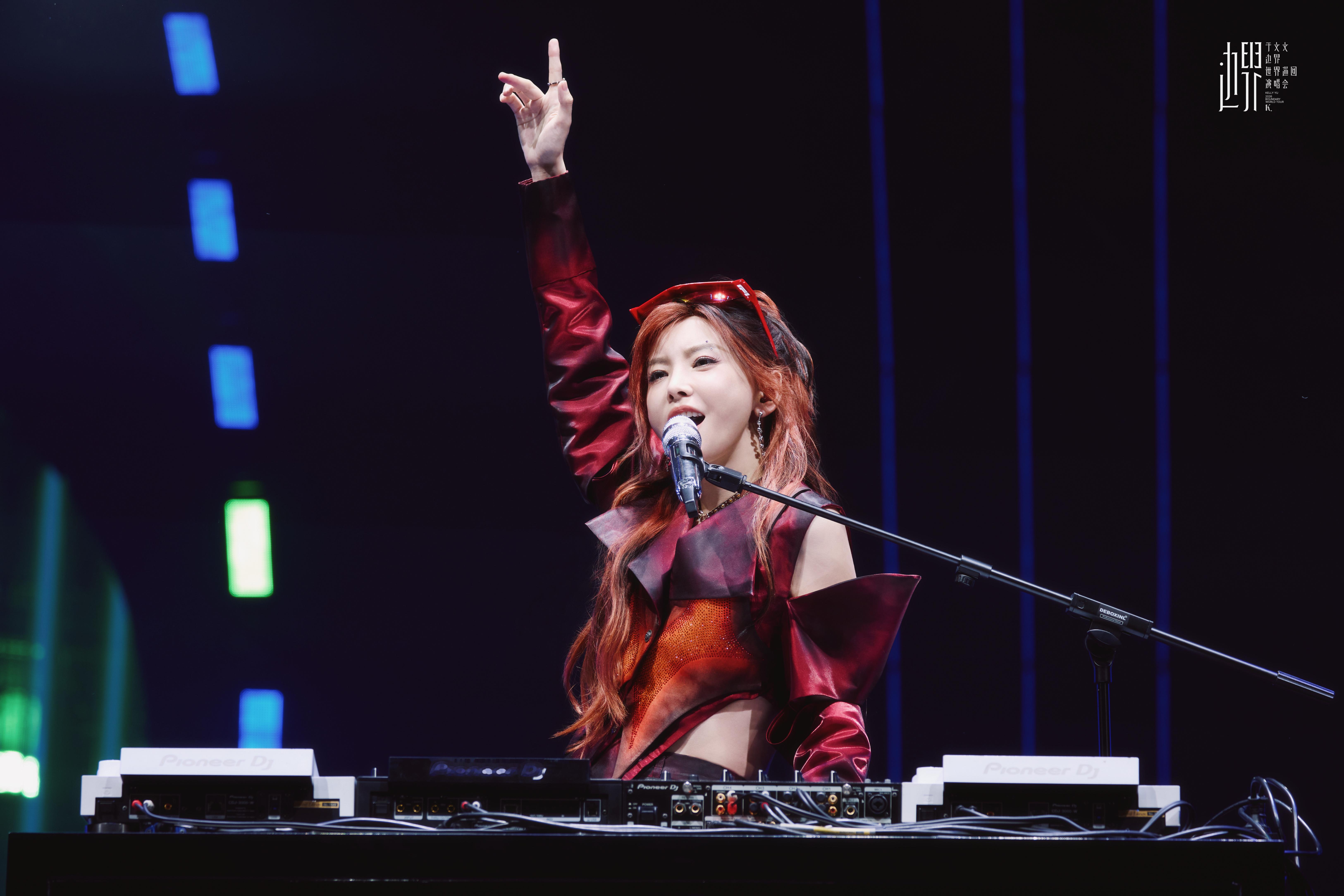姐姐带我去蹦迪❗❗❗💃🏻💃🏻💃🏻💃🏻💃🏻 