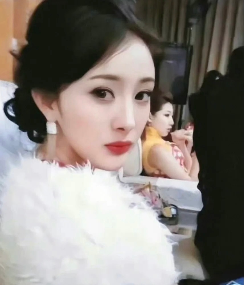 杨幂欧豪早期这不妥妥滴大小姐和保镖😎 ​​​