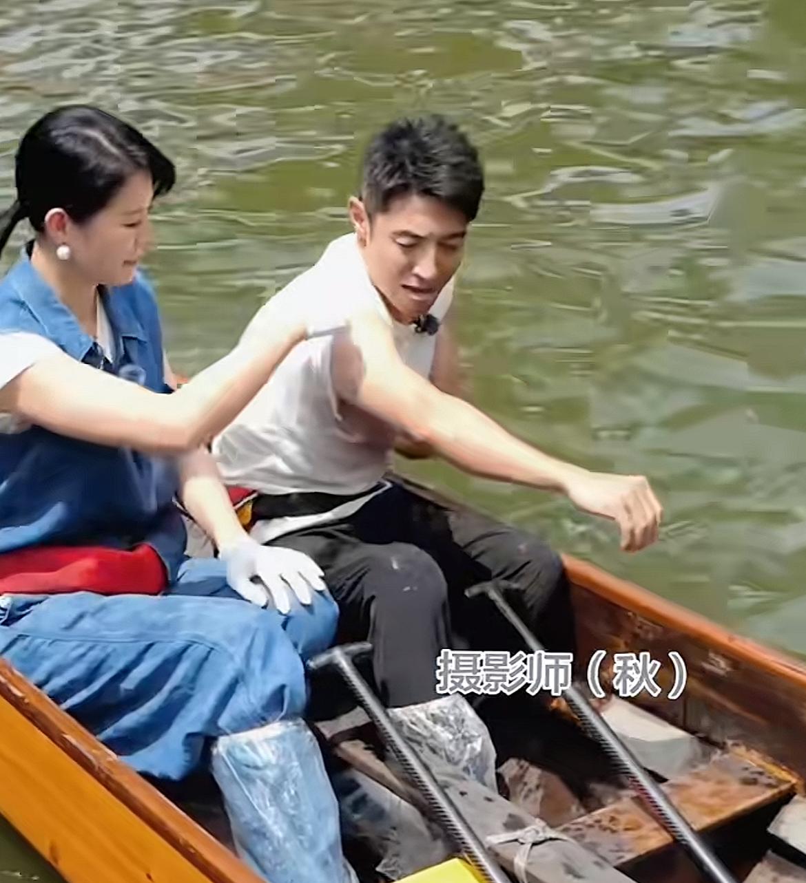 撒贝宁这次出“大丑”了，身体素质看起来还没有胡杏儿好，关键是他事先还炫耀自己的肌