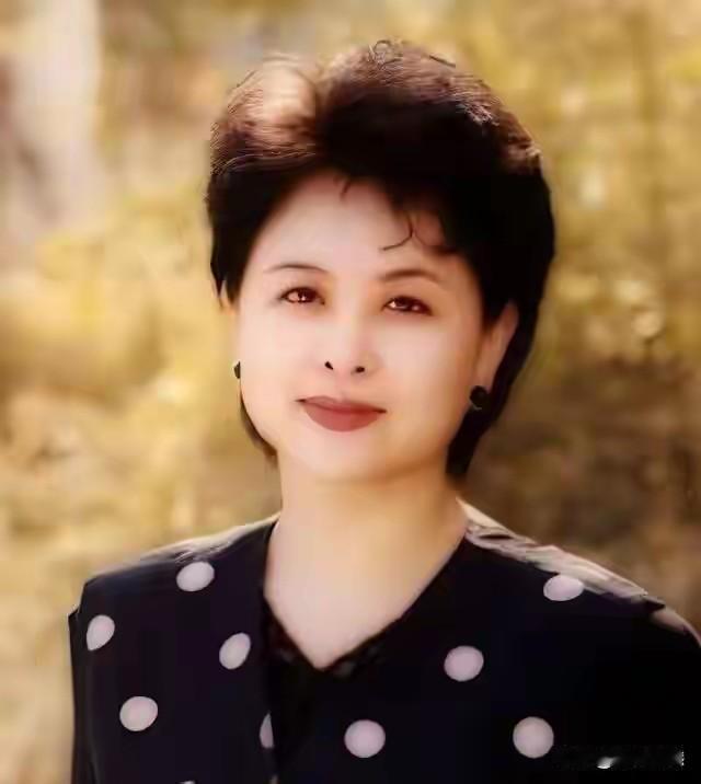 撒贝宁的引路人、著名主持人肖晓琳，刚刚退休五个月，就在美国儿子家中病逝，1962