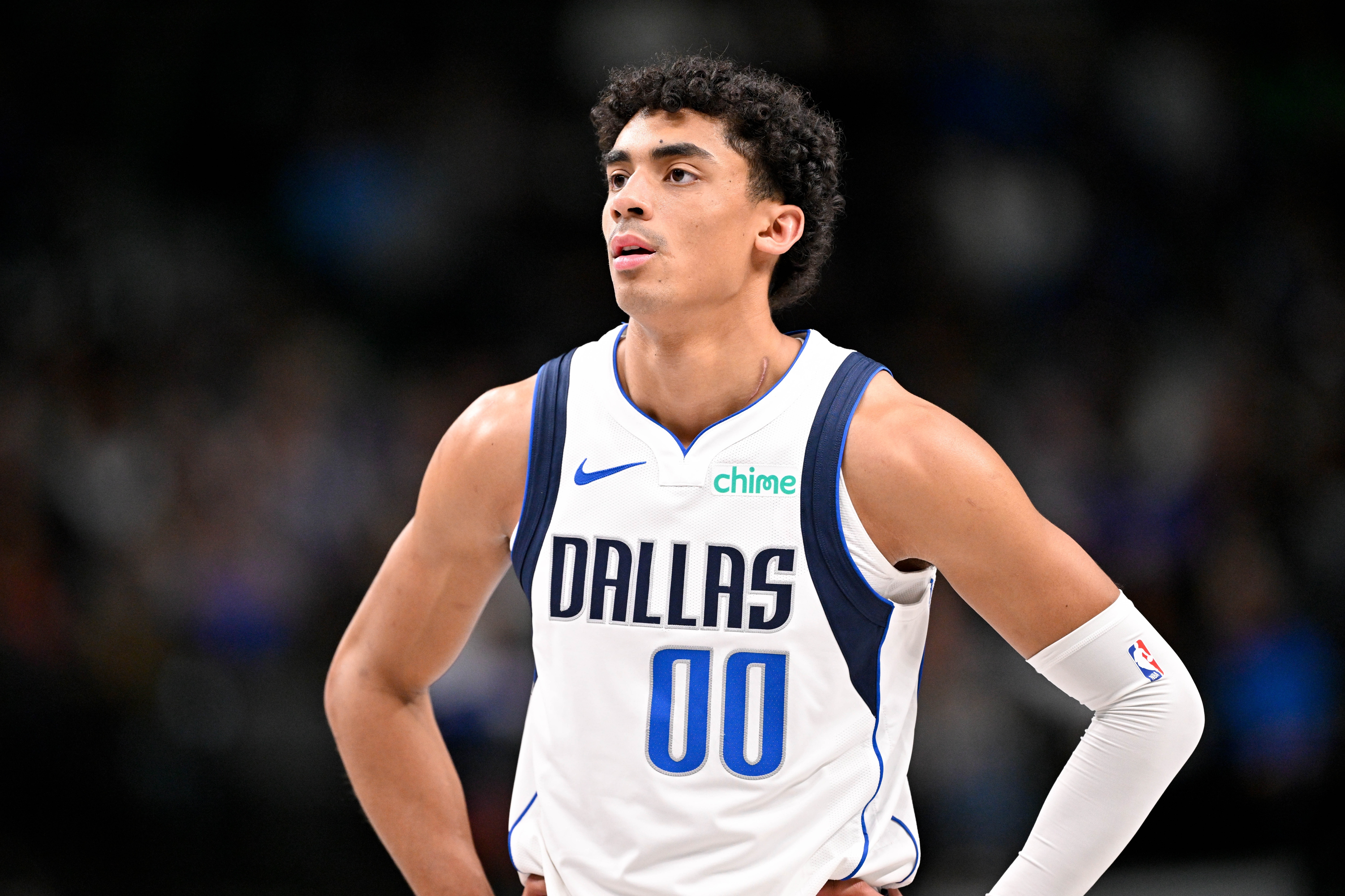 还在进化！克里斯蒂带伤作战0失误砍下24分！本场克里斯蒂出战34分钟，投篮18中