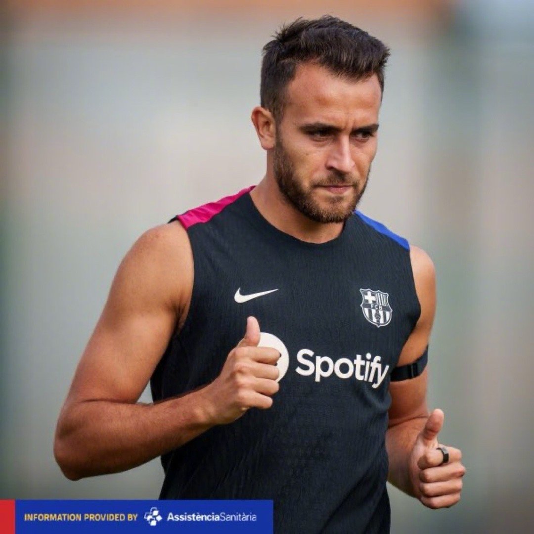 一线队球员埃里克·加西亚右脚患有足底筋膜炎。他的康复情况将决定他能否重返训练。#