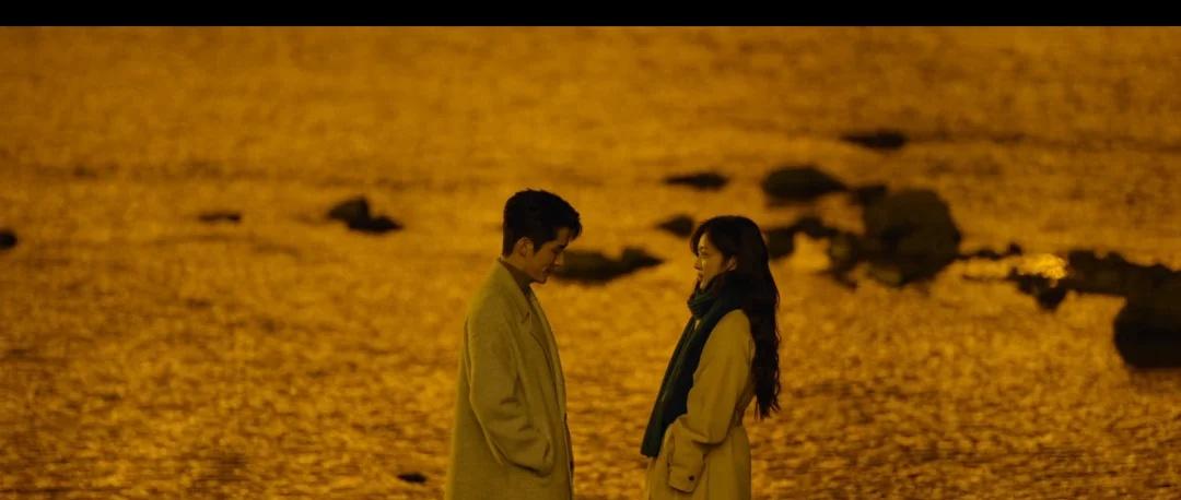 电影🎬这么多年 /你好，旧时光
围巾和翅膀，你和未来我都想要。
20年从《冰糖